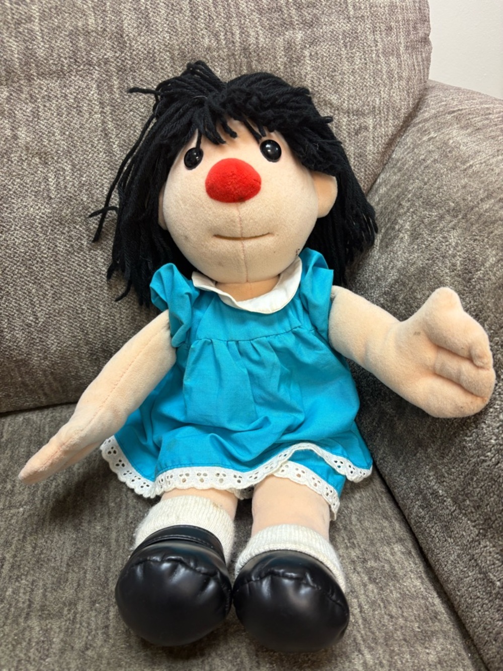 Vintage 1995 Big Comfy Couch Molly Doll